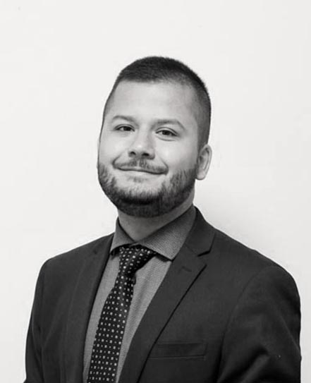 Matías Oliva Espinoza versión blanco y negro